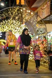 BIB: 16270
                            <button type="button" onclick="openModal(24742876)" class="btn btn-primary btn-sm float-right btn-popup" data-toggle="modal" data-target=".modal-high-quality">
                        <i class="fas fa-shopping-cart"></i> Add to Cart
                    </button>
                                            <button type="button" onclick="isThisMe(24742876, true)" class="btn btn-success btn-sm float-right btn-popup btn-isme hidden" data-toggle="tooltip" data-placement="bottom" title="นี่คือรูปของคุณใช่ไหม คลิกที่นี่เพื่อเอาเข้าอัลบั้ม">
                        <i class="fas fa-plus"></i> Add to album
                    </button>
                    <button type="button" onclick="isThisMe(24742876, false)" class="btn btn-warning btn-sm float-right btn-popup btn-isnotme hidden">
                        <i class="fas fa-ban"></i> Remove from album
                    </button>